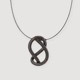 Collar Ravel Plata en una Delicada Cuerda