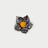 Flower Pearls – brooch with a white pearl