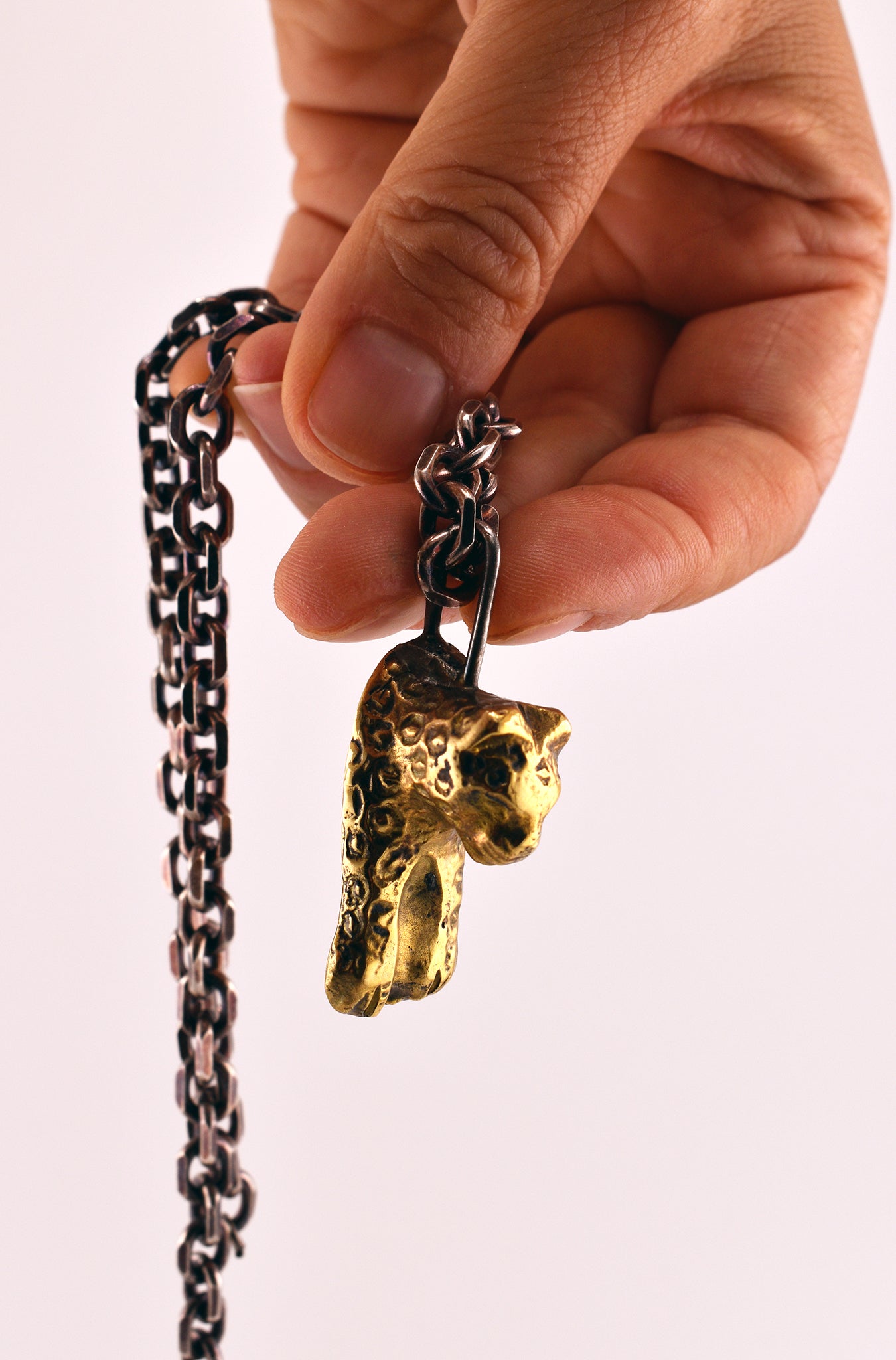 Collar Faun Dorado con cadena oxidada