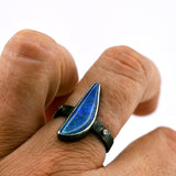 Ópalo - Anillo de plata oxidada con ópalo y diamantes