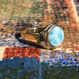Signets - Anillo de oro con piedra larimar
