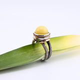 Anillo Vintage Twist Ambar Amarillo