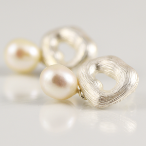 Meadow Pearls -kolczyki